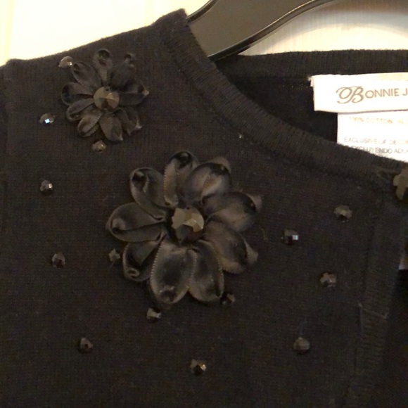 *TODAY ONLY SALE*Girls sweater shrug - Picture 4 of 4